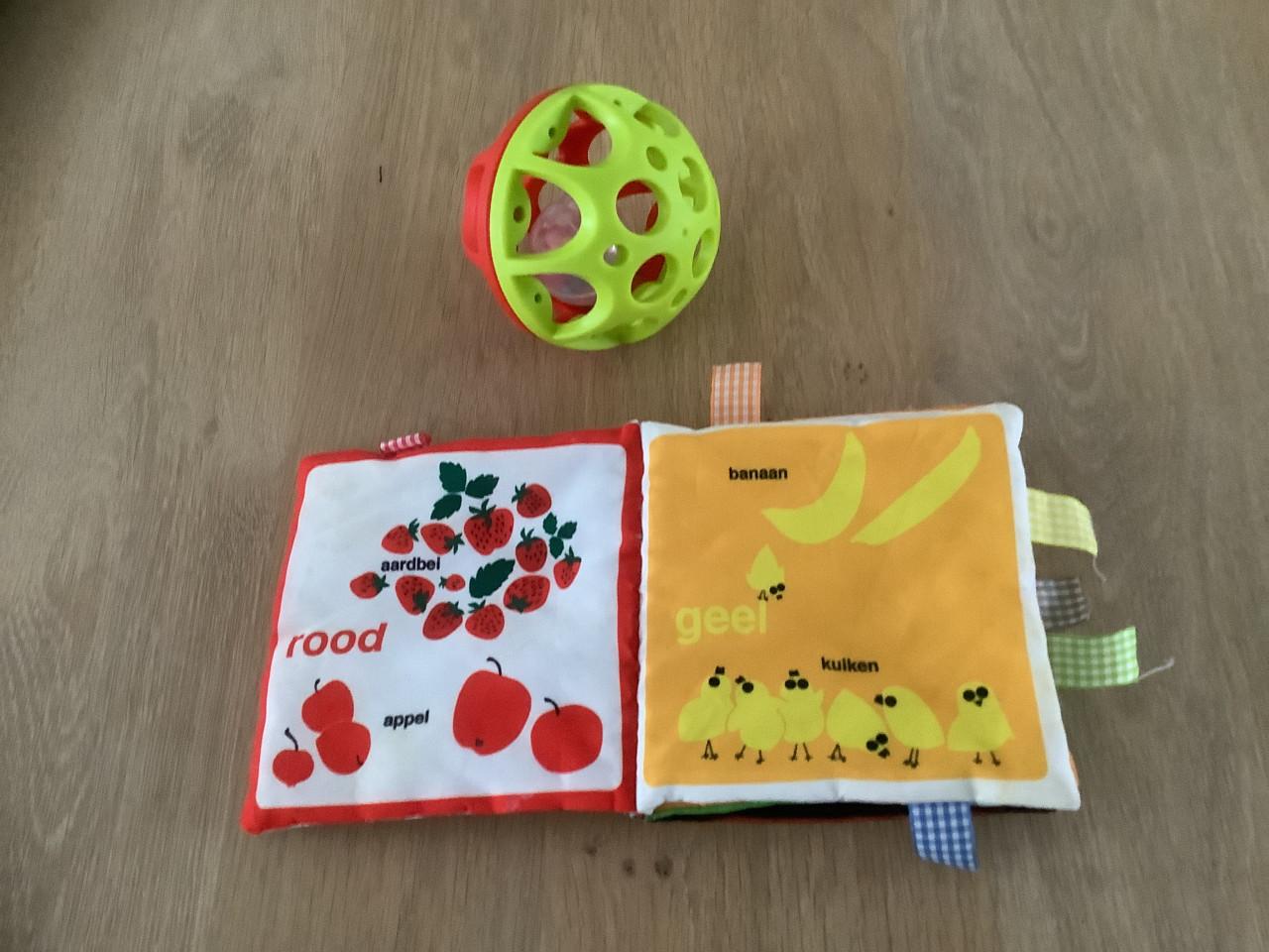 Baby Stoffen Zoek en Voel Boekjes + Grijpbal - Little Dutch, Hema, Nijntje