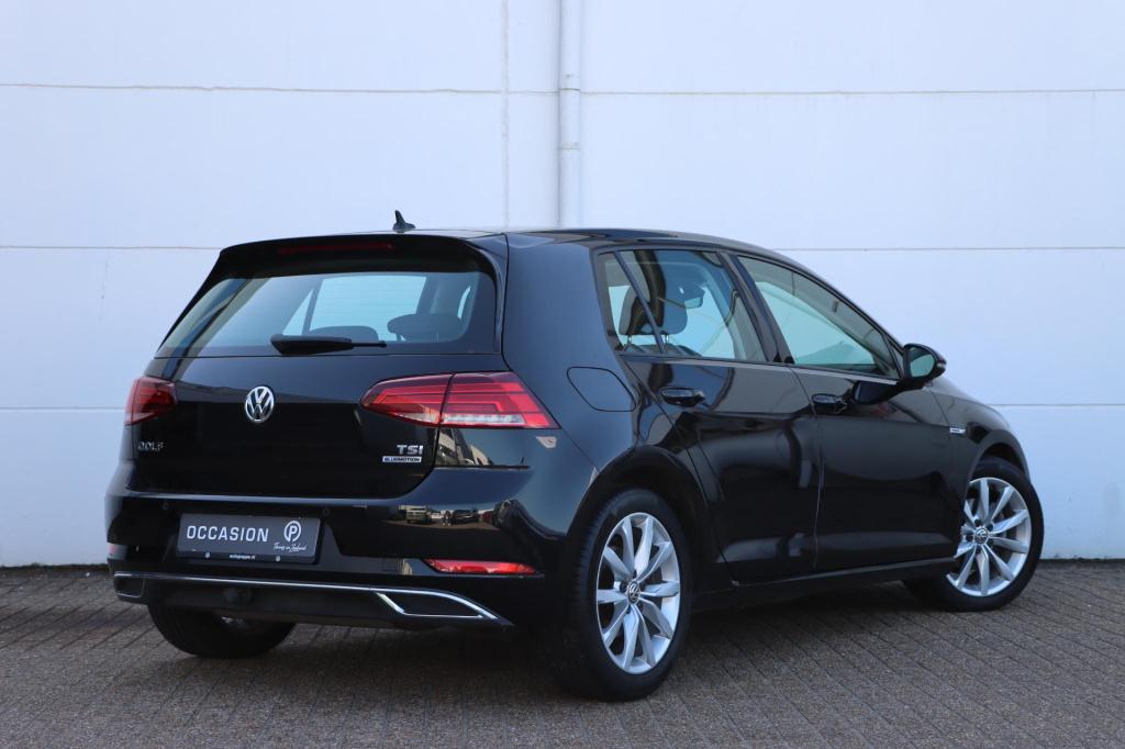 Volkswagen Golf 1.5 tsi highline 130pk dsg7