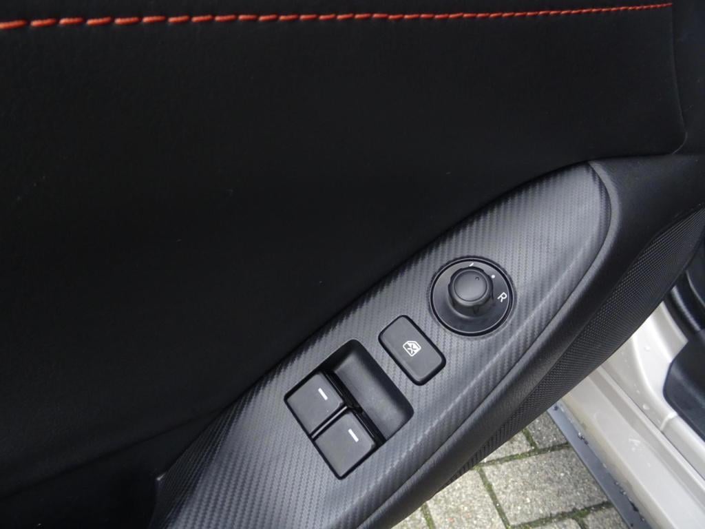 Mazda Mx-5 1.5 skyactiv-g 132 kazari|bose|rijklaar