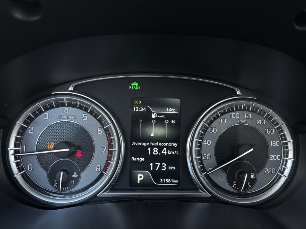 Suzuki Vitara automaat 1.5 hybrid style | trekhaak afneembaar | pano/schuif