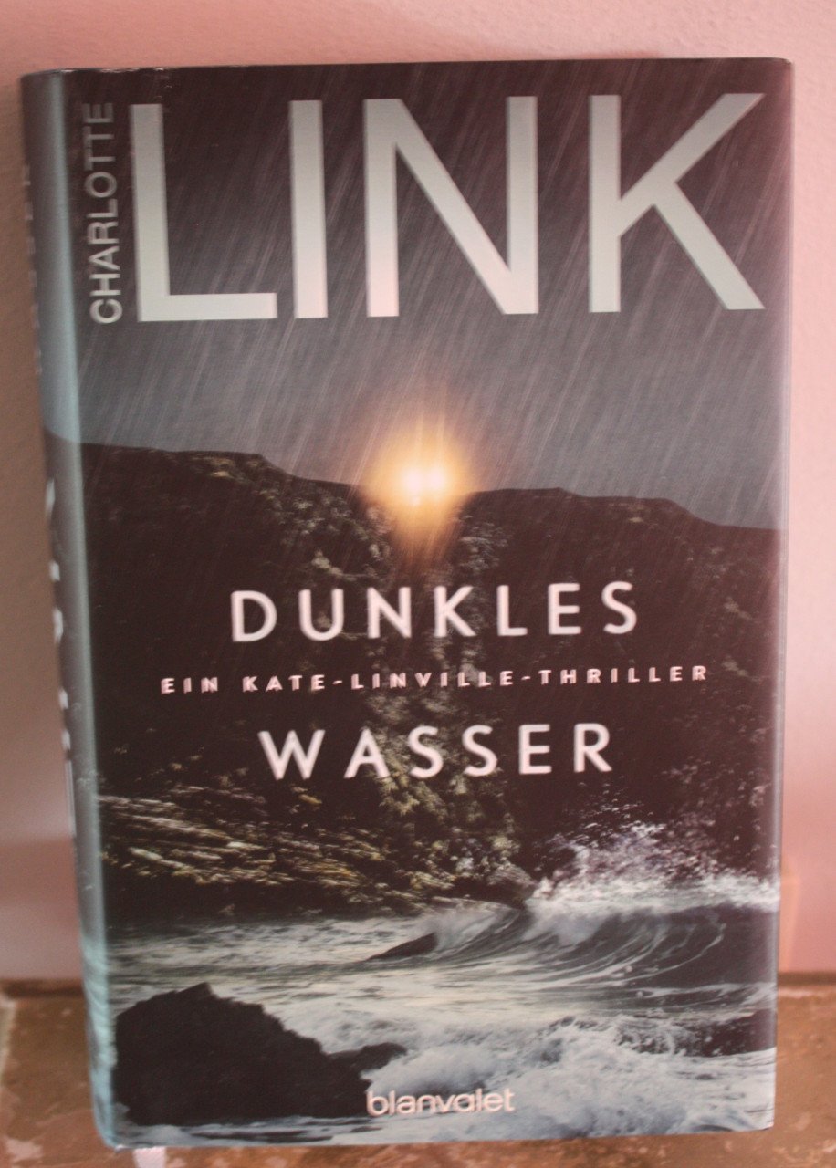 Charlotte link- dunkles wasser duits boek