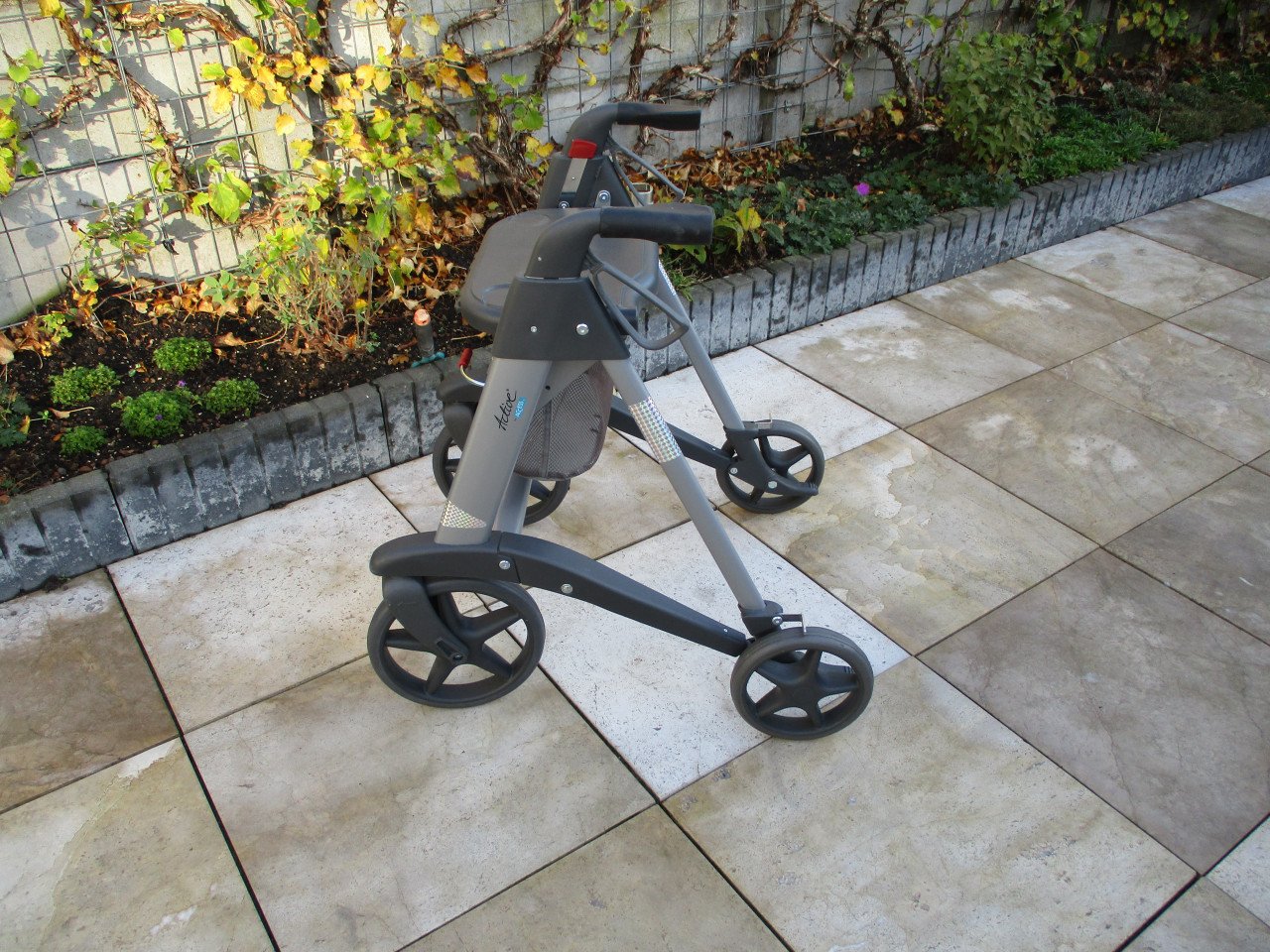 Zgan Active Access opvouwbare rollator van de ANWB