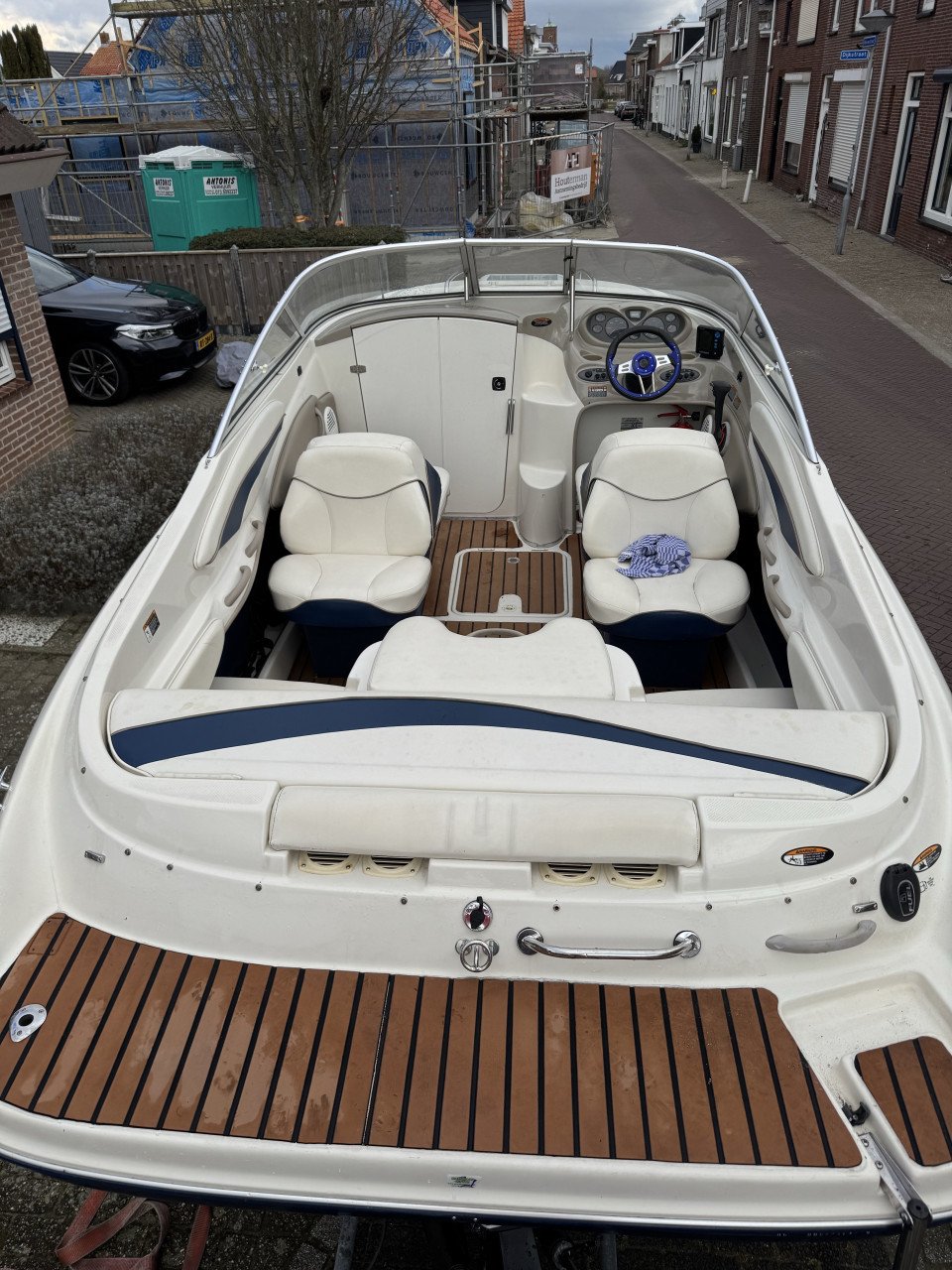 Bayliner 602 Capri Cuddy