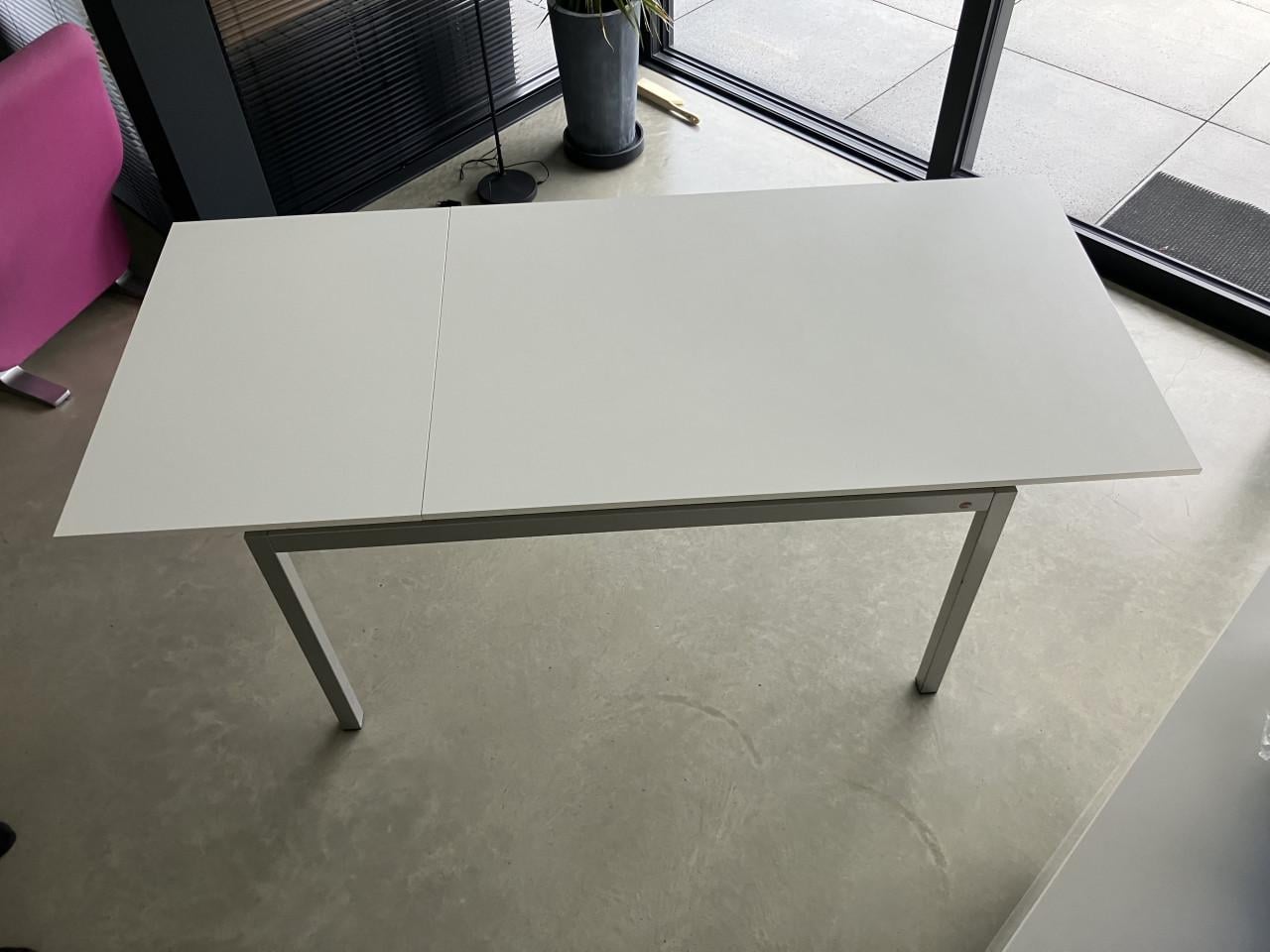 Italiaans design uitschuifbare witte eettafel, 130 / 190 x 85