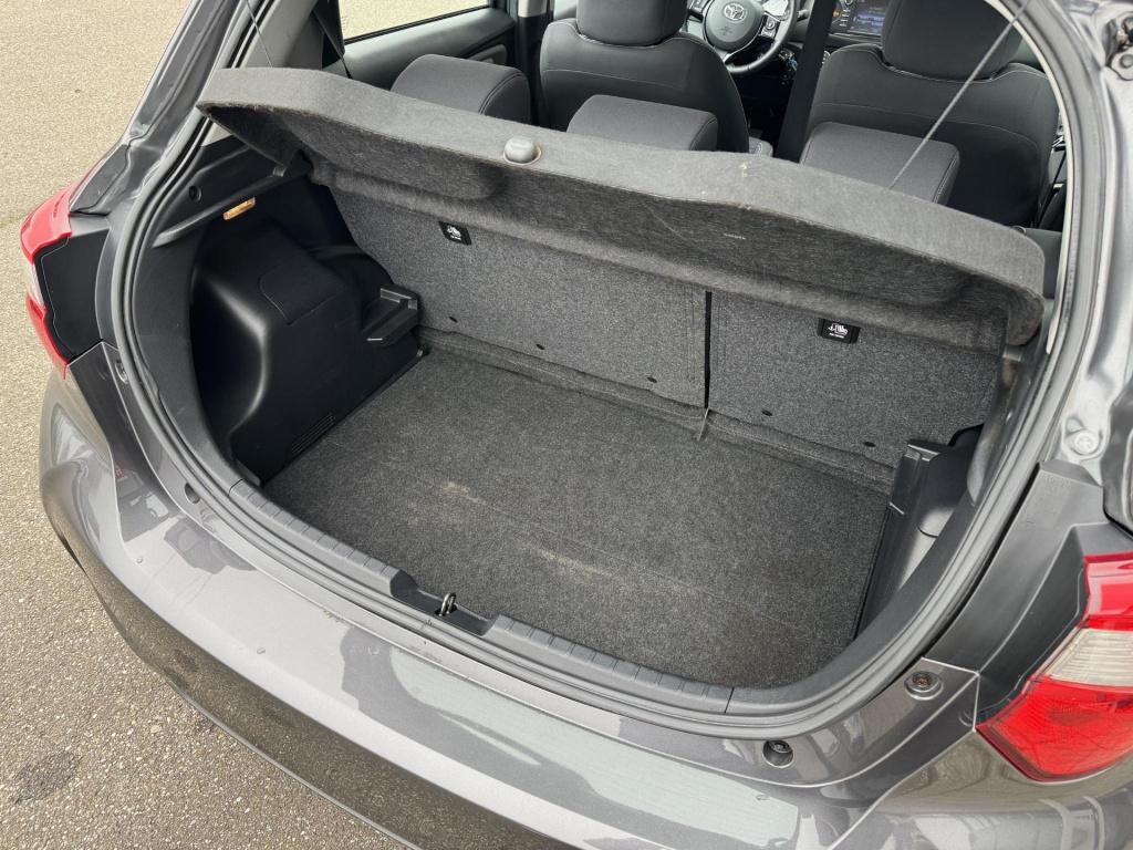 Toyota Yaris 1.5 hybrid active