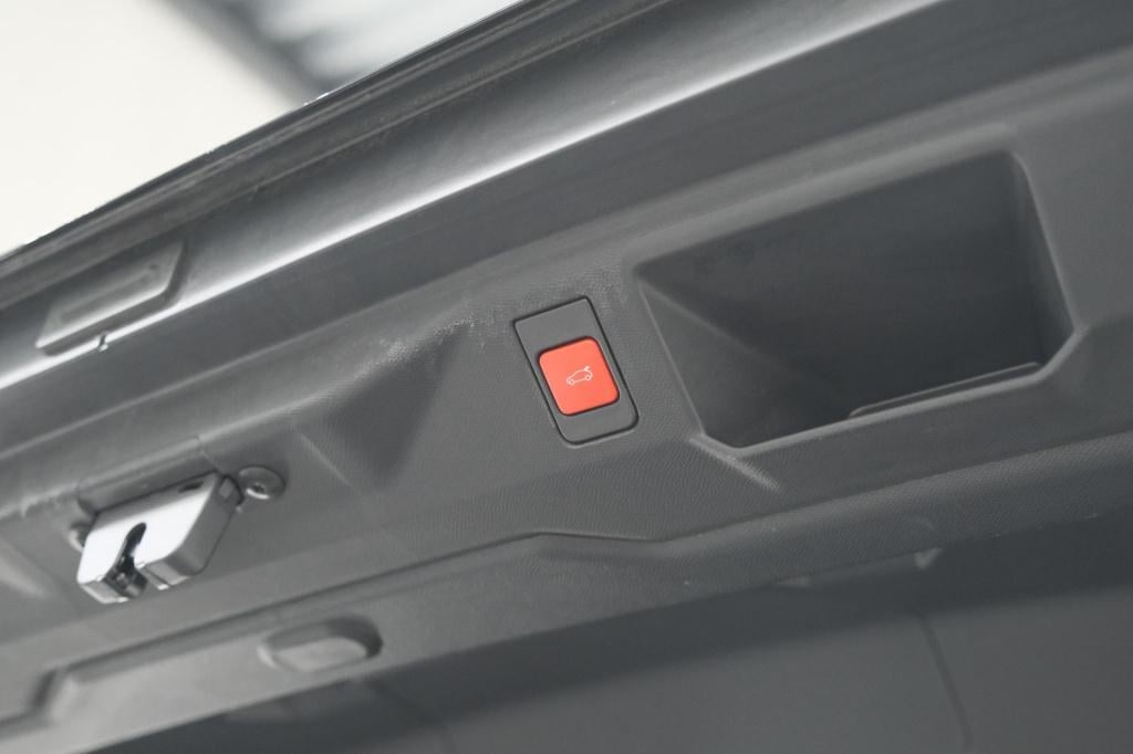 Peugeot 5008 1.2 hybrid 136 gt 7p | adaptieve cruise control | camera | ele