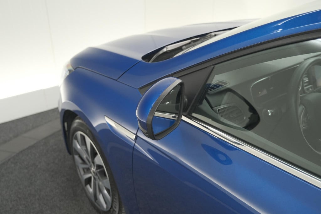 Renault Megane tce 140 edc techno | trekhaak | camera | navigatie | 9.3 inc