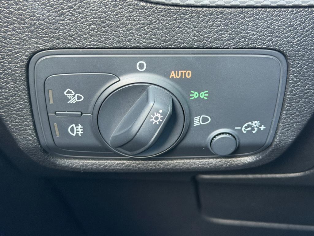 Audi Q2 35 tfsi 150pk s-tronic advanced | trekhaak | camera | 4-seizoenen b