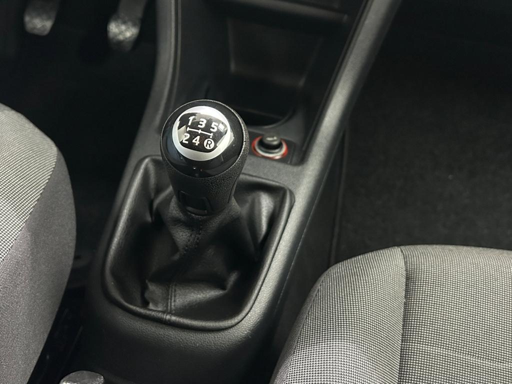 Volkswagen UP! occasion 1.0 move up! bluemotion | zwart | tweedehands volks