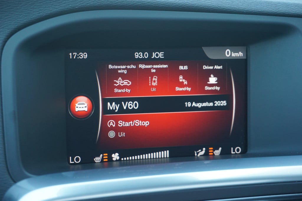 Volvo V60 2.0 d4 business sport - automaat - climate / navi / cruise / lane