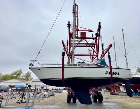 Rondspant polyester kajuitzeilboot