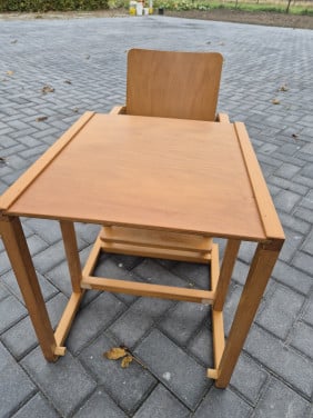 Kinderstoel