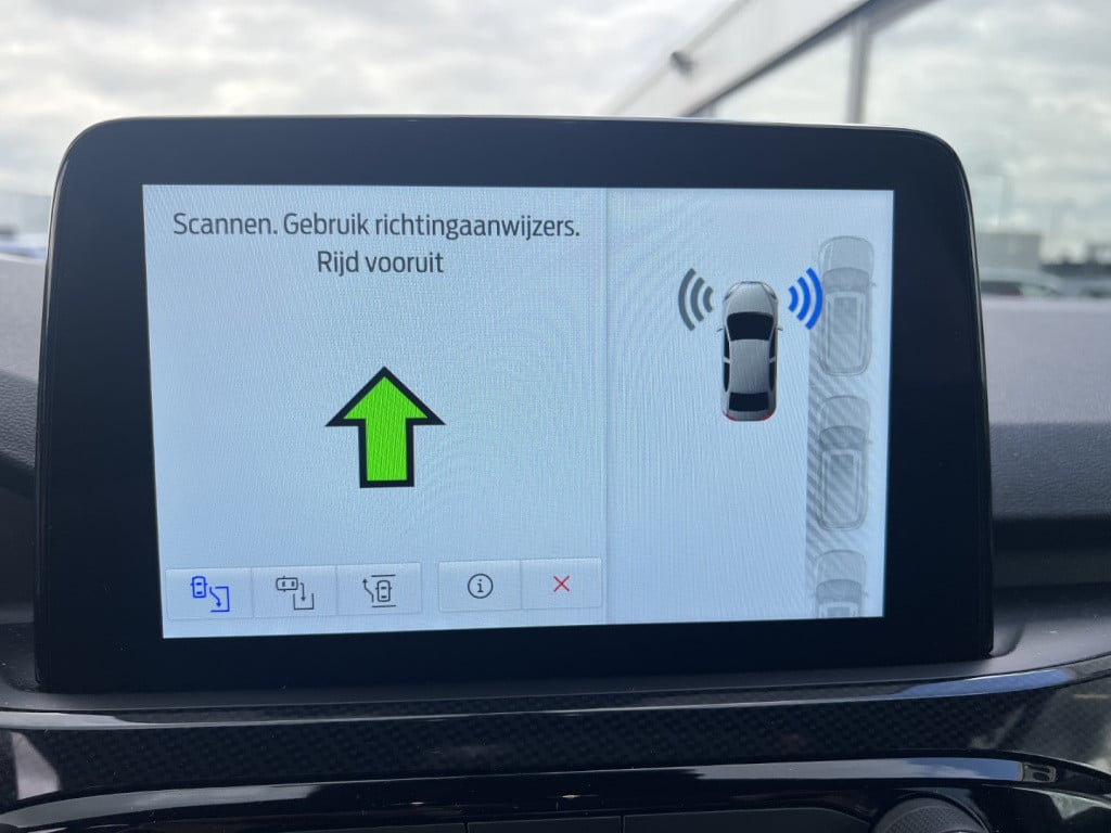 Ford Kuga 2.5 phev e-cvt 225pk st-line x , winterpack , trekhaak , head up 