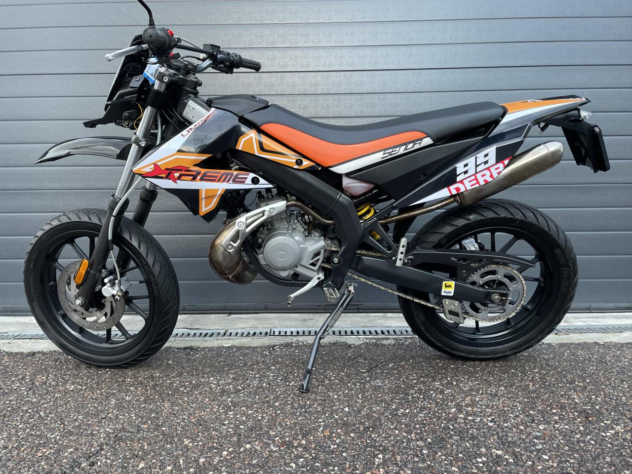 DERBI SENDA 50 SCHAKELBROMMER