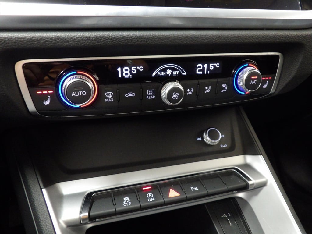Audi Q3 35 tfsi 150pk s tronic advanced exterieur