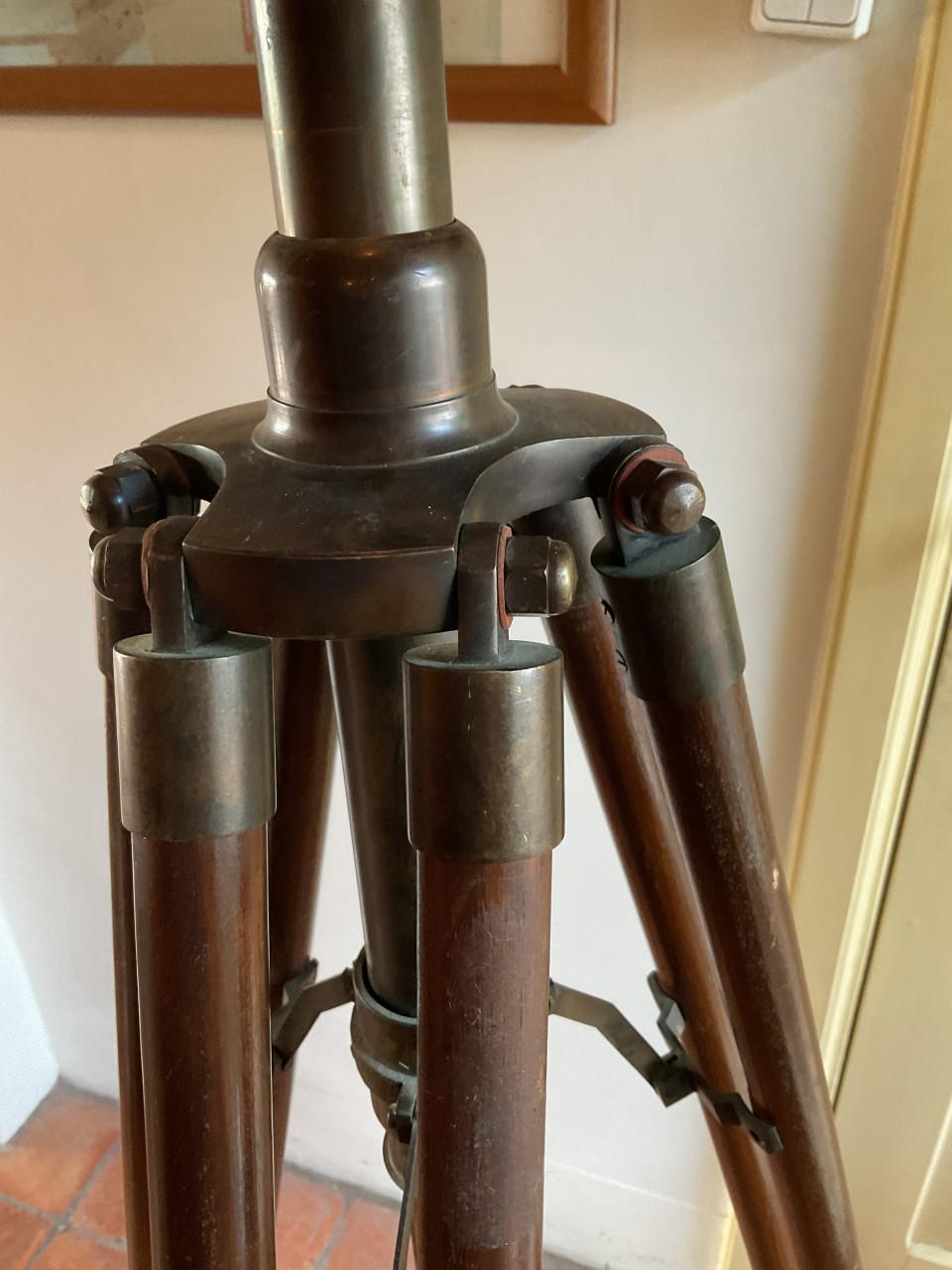 Lamp op statief