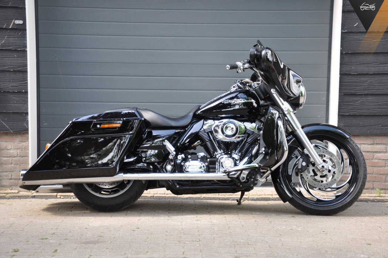 Harley-Davidson FLHX Street Glide Bagger