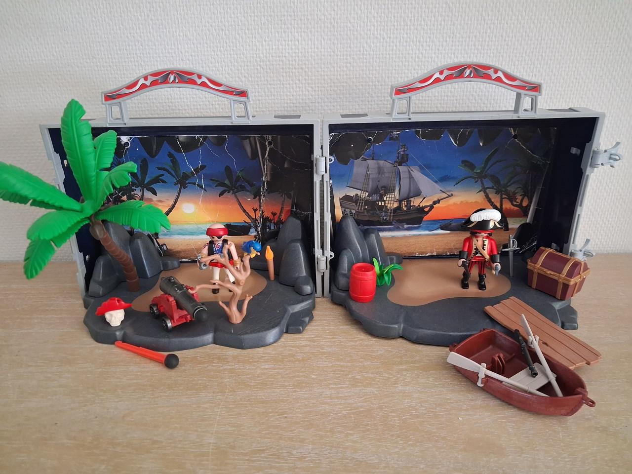 Playmobil piratenkoffer met piraten, kanon, roeiboot set 5347