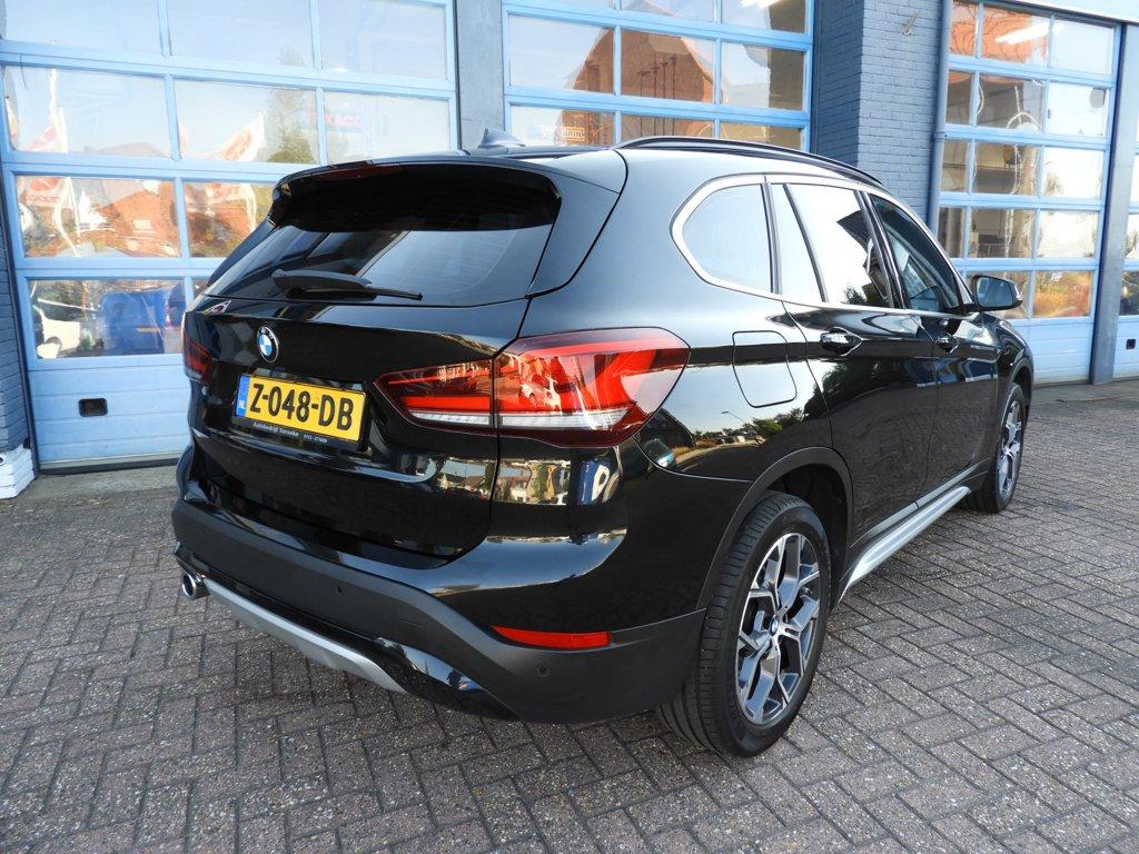 BMW X1 sdrive18i high executive