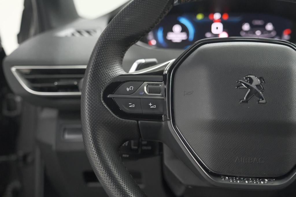 Peugeot 3008 puretech 130 eat8 gt | camera | dodehoekdetectie | elektrische