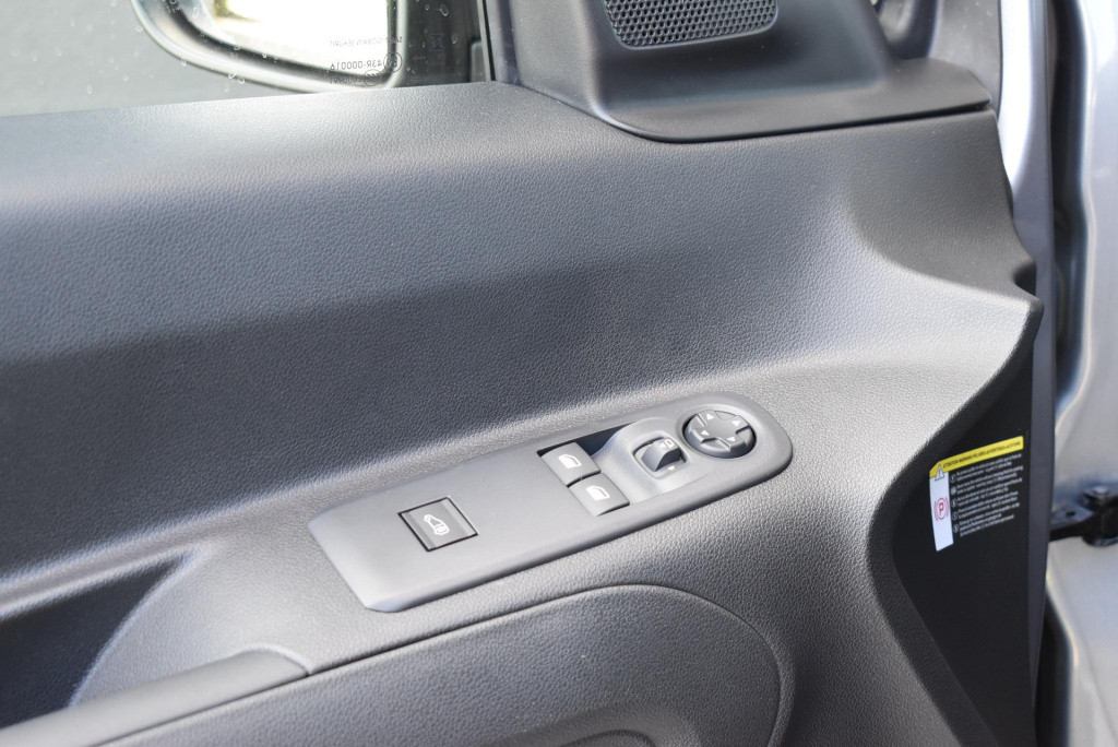 Opel Combo-e electric 136 l1 50kwh | navi | cruise | airco | trekhaak