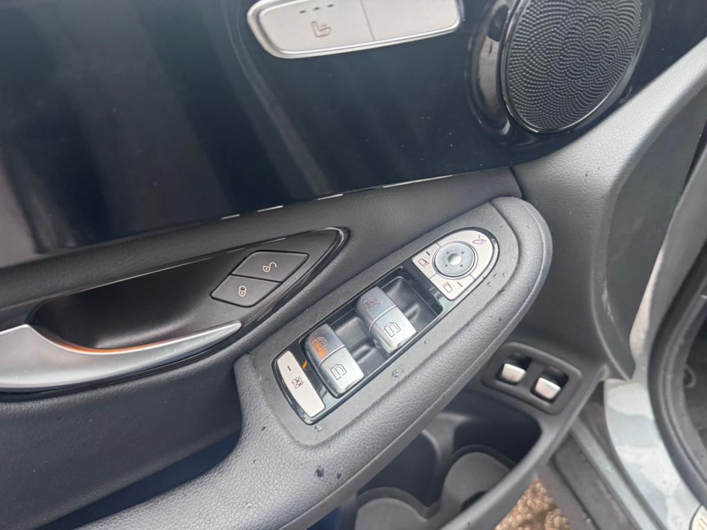 Mercedes-Benz Glc 300e 4matic business solution