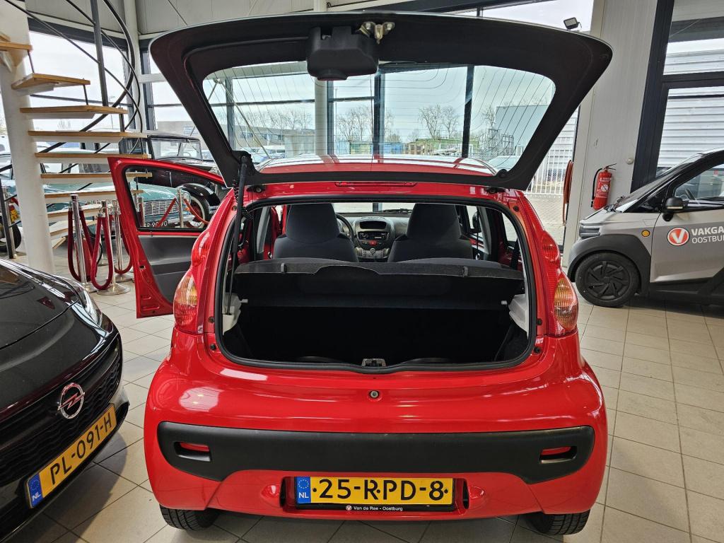 Peugeot 107 1.0-12v xr