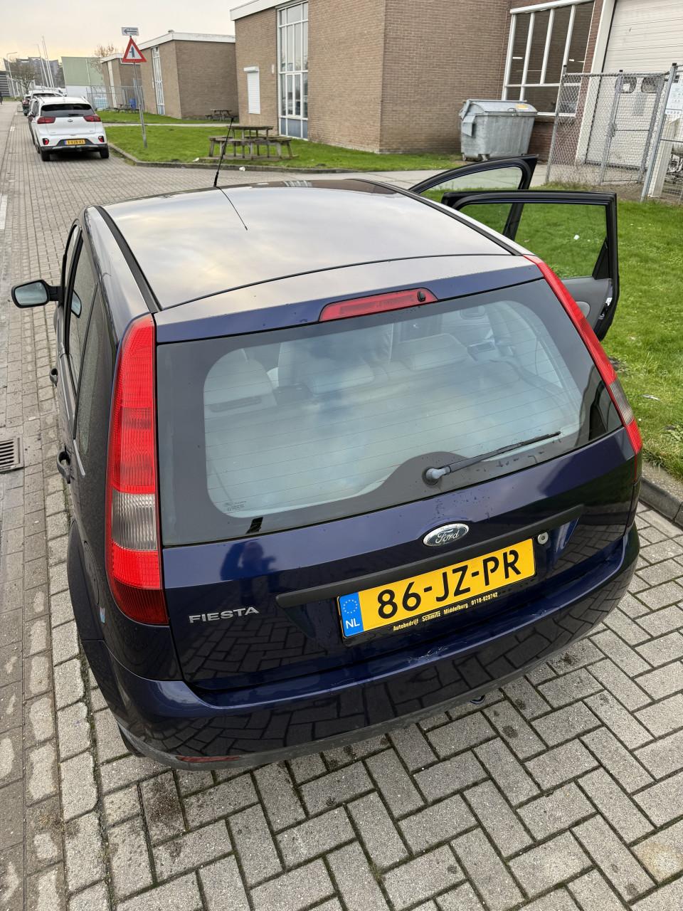 Ford Fiësta 1.3 8V 5 deurs 2002 Blauw