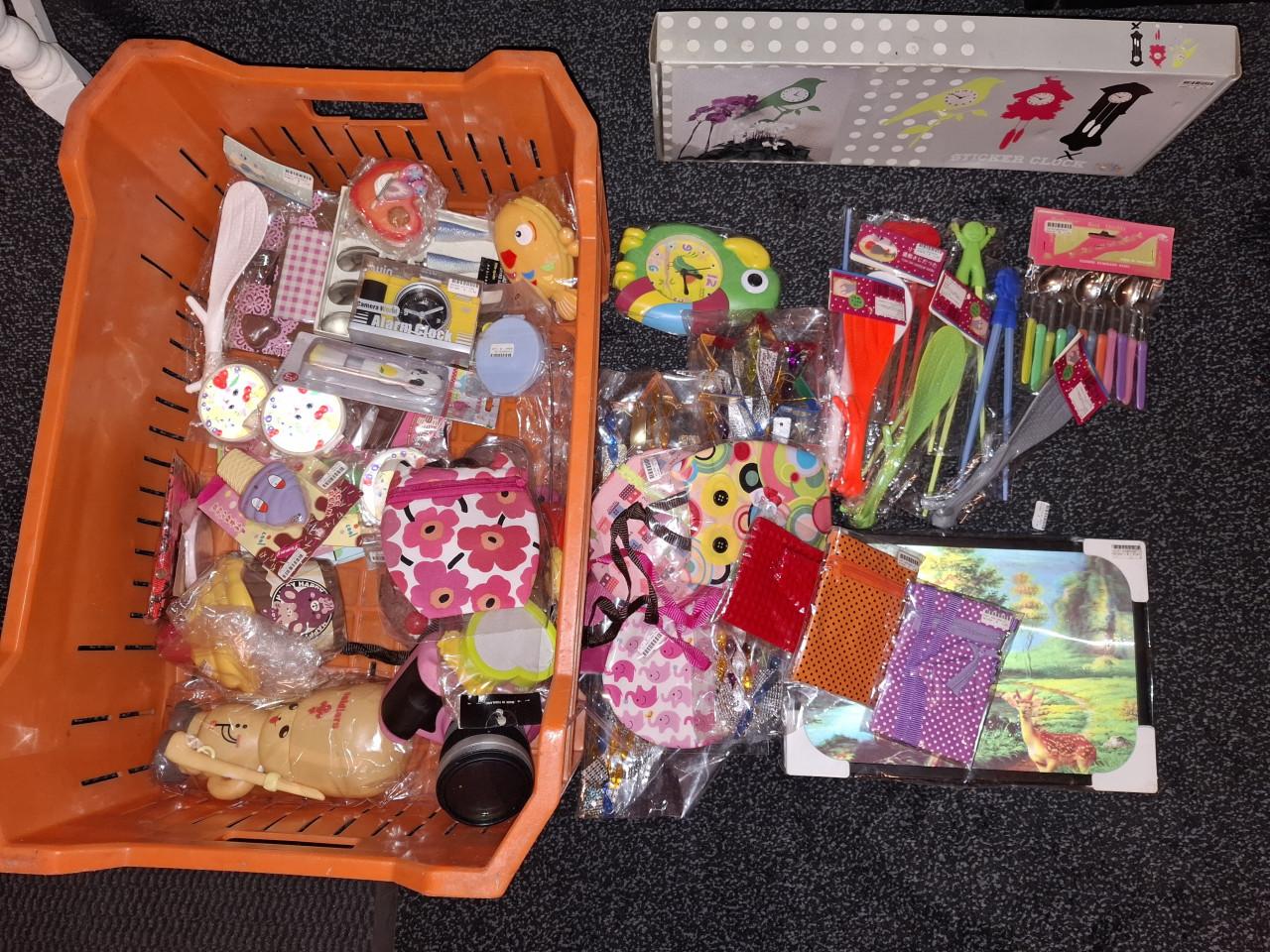 Rommelmarkt spulletjes