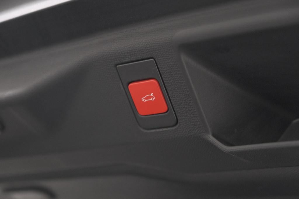 Peugeot 5008 1.2 hybrid 136 gt 7p | adaptieve cruise control | elektrische 