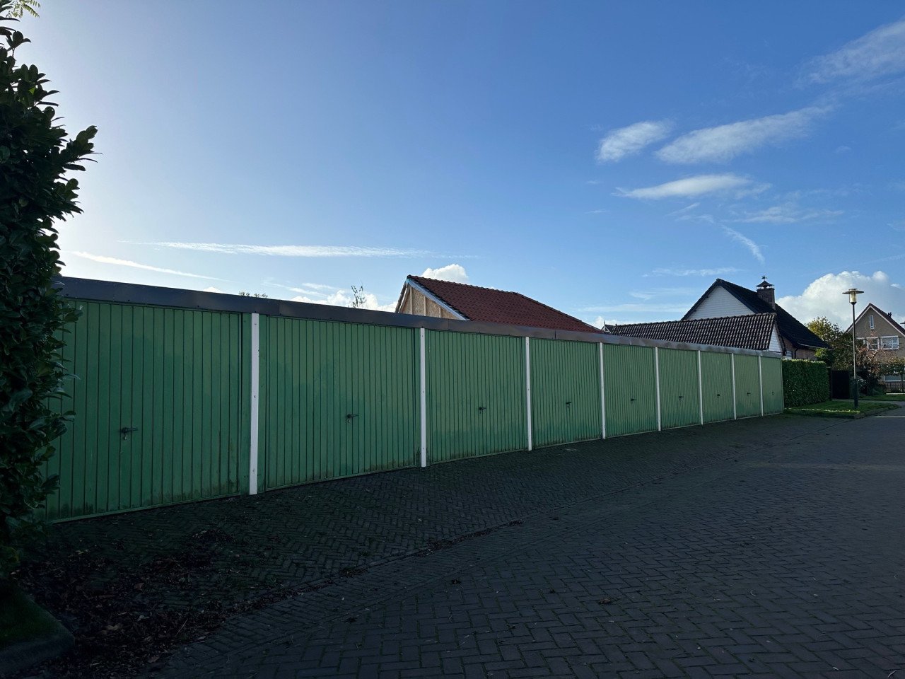 Te huut stalen garage box in Wemeldige!