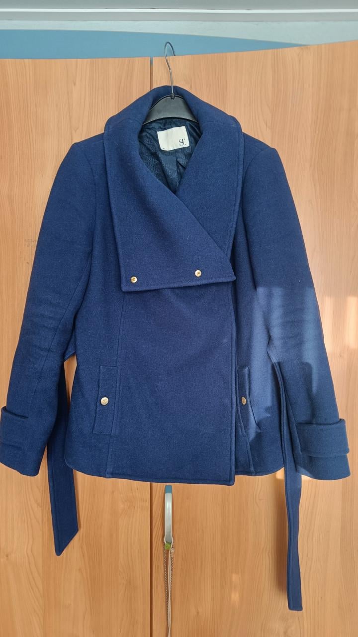 Super trash trenchcoat