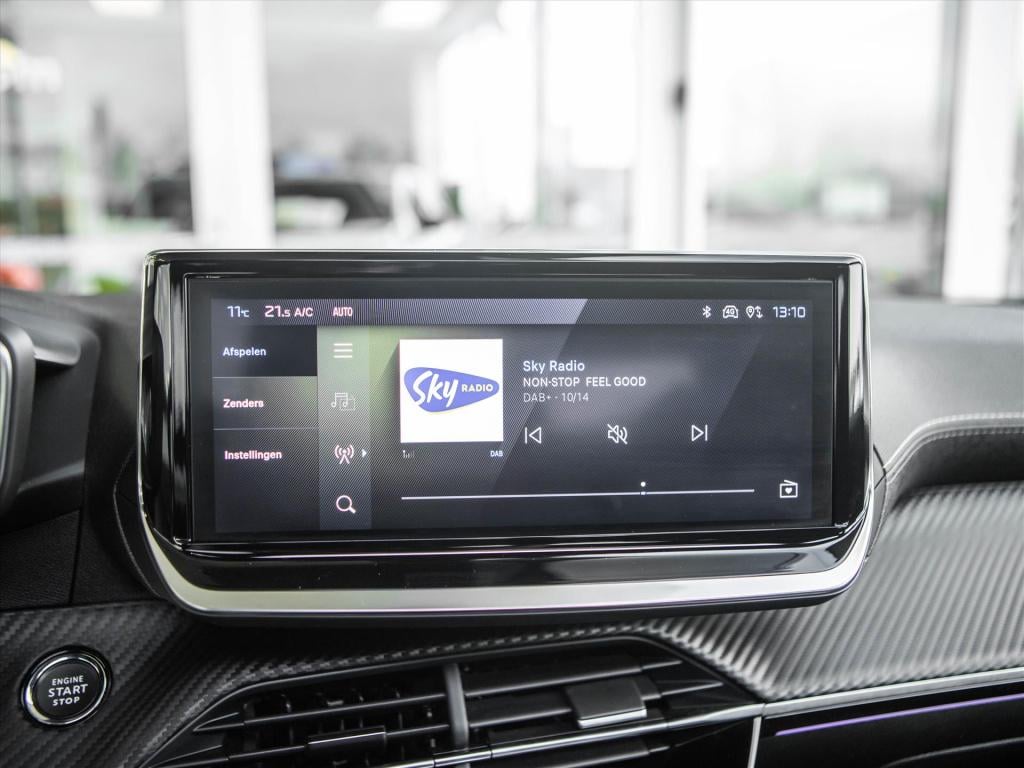 Peugeot 2008 1.2 hybrid 136pk e-dcs6 gt | panoramadak | camera | navigatie 