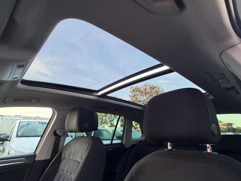 Volkswagen Tiguan 2.0 tsi 4motion highline | pano | acc | carplay | rijklaa