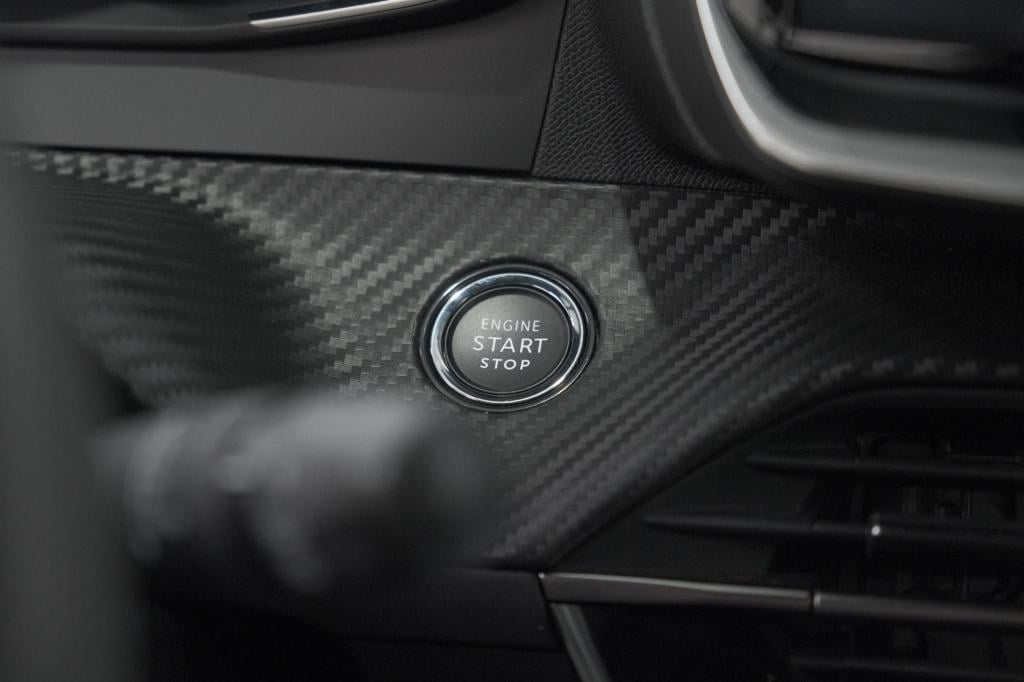 Peugeot 2008 1.2 hybrid 145 allure | 360 camera | adaptieve cruise control 
