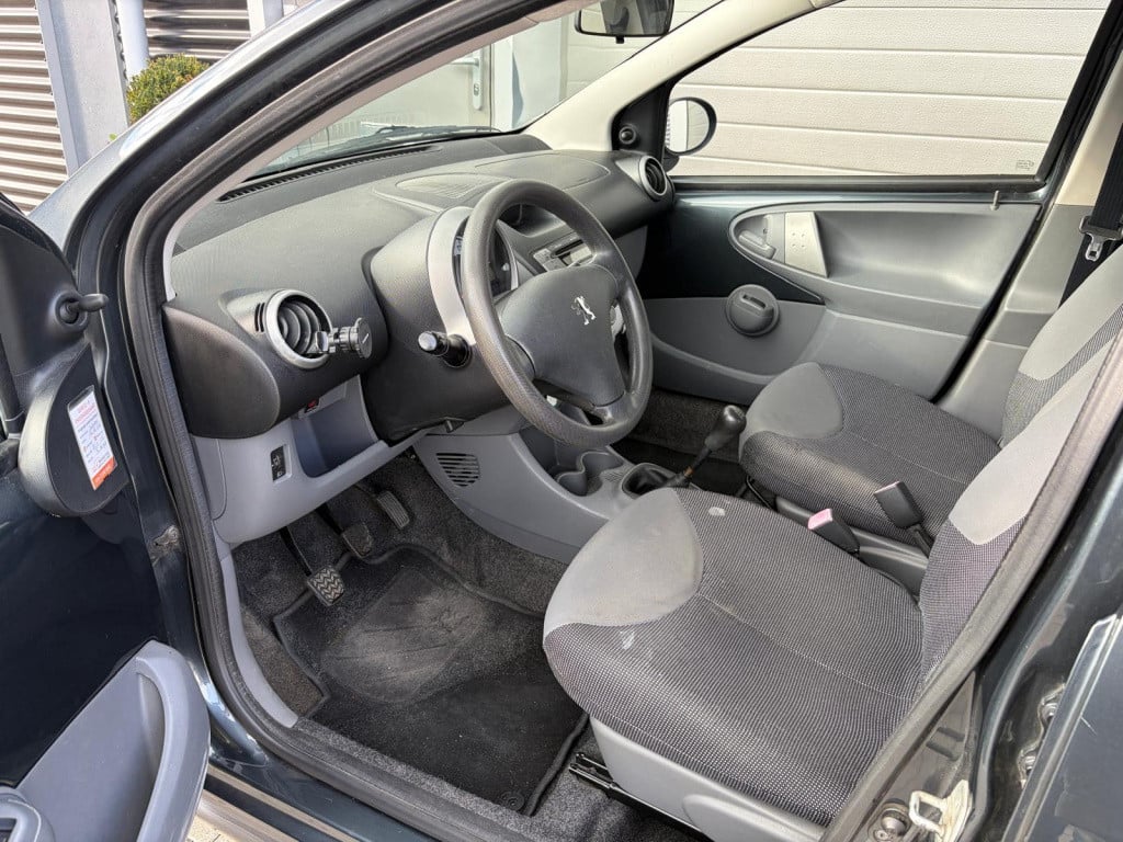 Peugeot 107 1.0-12v xs/152.306 nap/apk/airco/lichtmetaal/