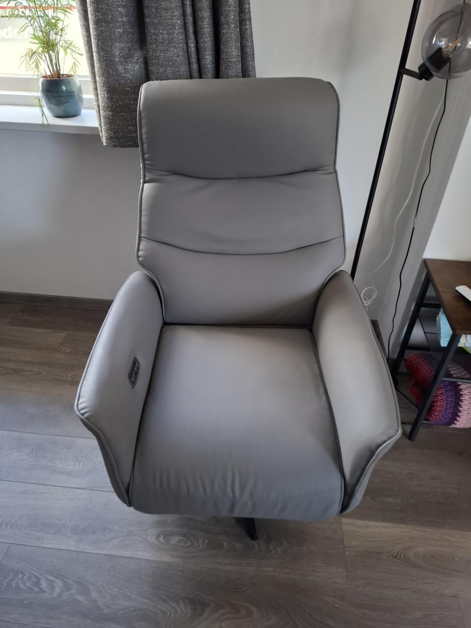 Prachtige lederen relax draaistoel