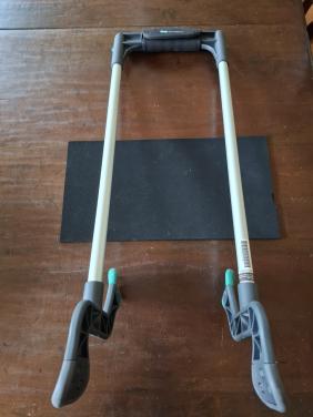 Handylegs aantrekhulp voor steunkousen.