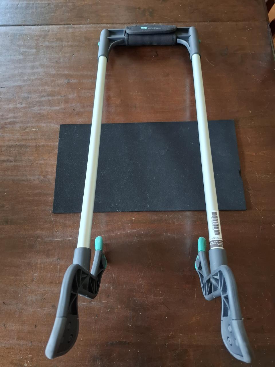 Handylegs aantrekhulp voor steunkousen.