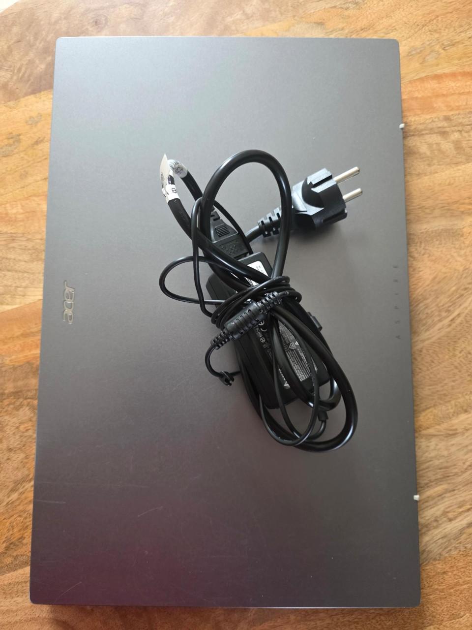 Laptop - ACER Aspire 3 17 A317-55P-322B - 17.3 inch -