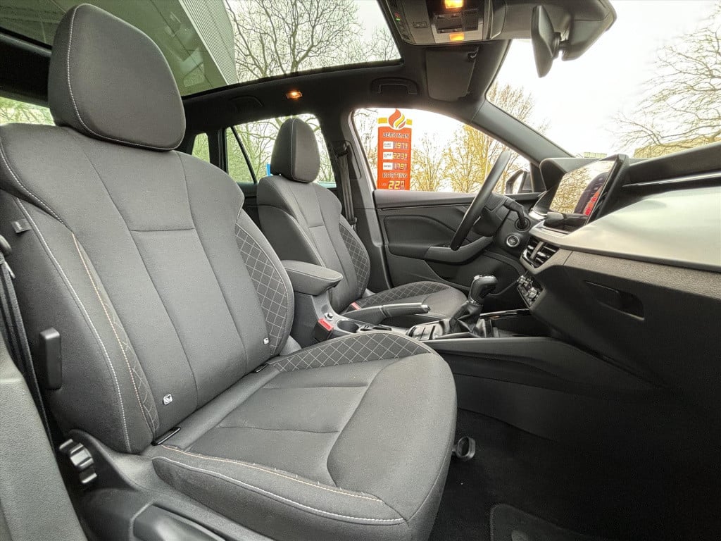 Skoda Kamiq 1.0 tsi greentech 110pk dsg-7 business edition|led|trekhaak|nav