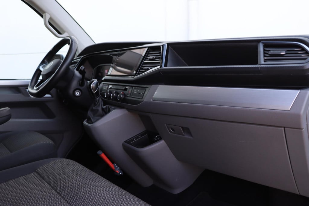 Volkswagen Transporter 2.0 tdi l2h1 28