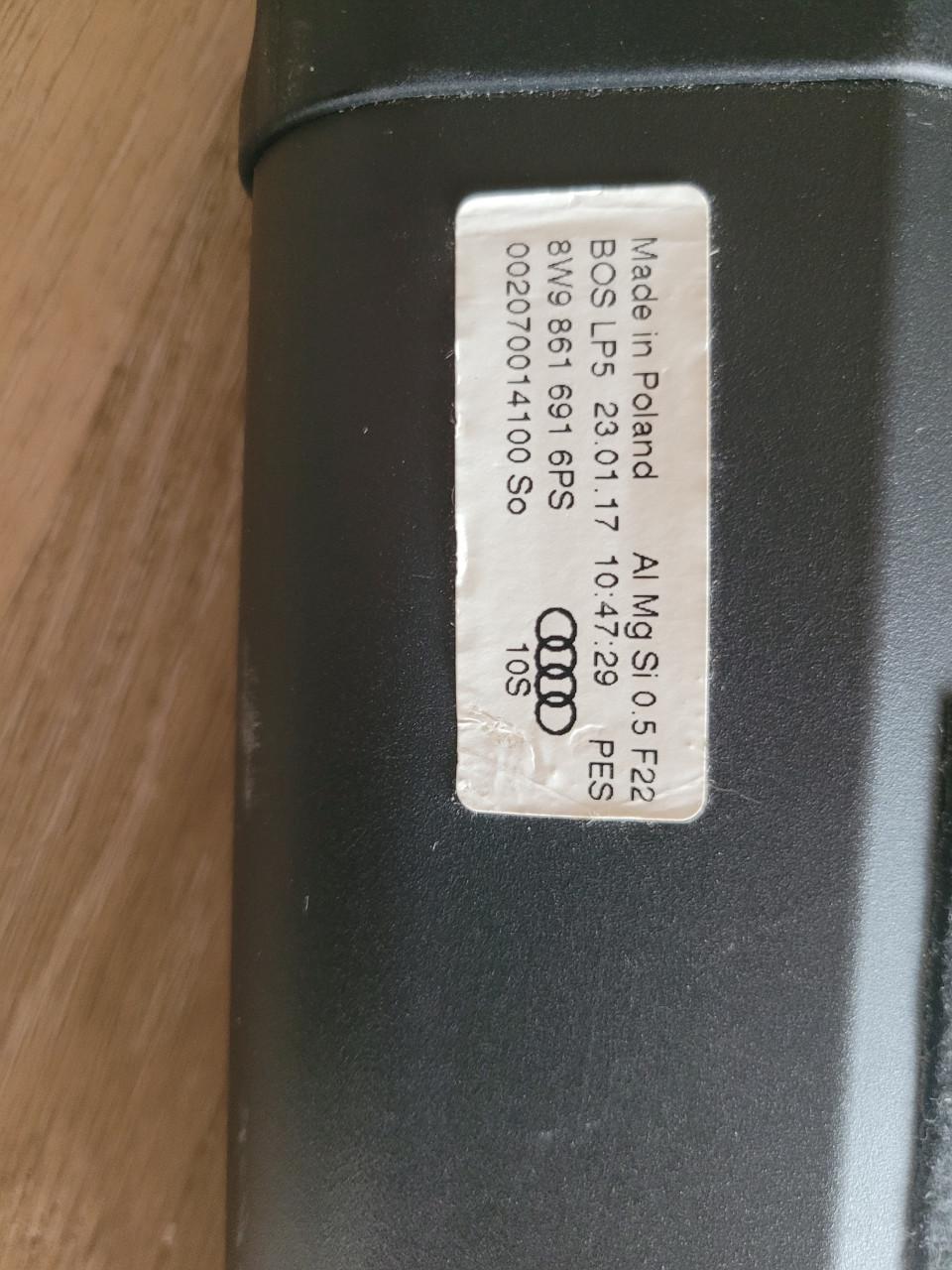 Origineel Audi A4 Avant B9 Scheidingsnet / Bagagenet (8W9861691)
