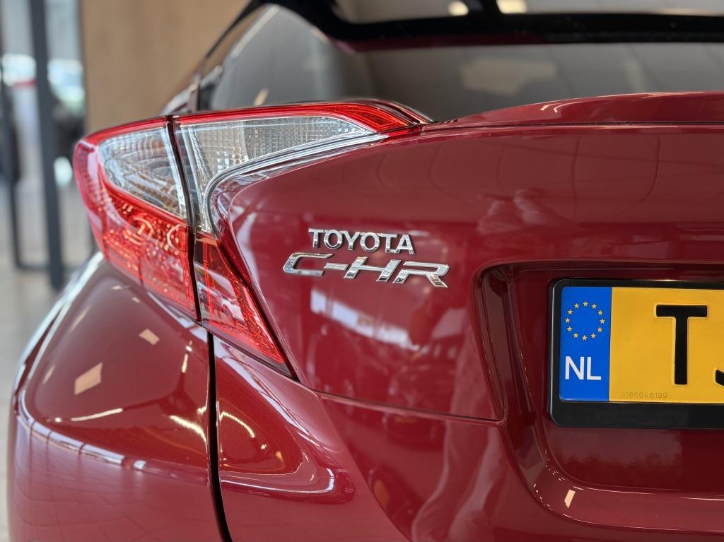 Toyota C-hr 1.8 hybrid dynamic