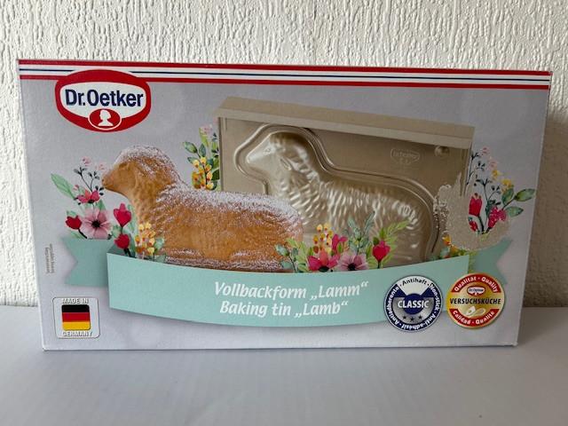 Dr. Oetker bakvormen.   Haasje - lammetje