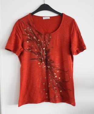 T-shirt rood maat s