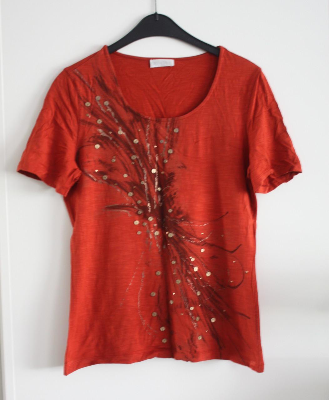 T-shirt rood maat s