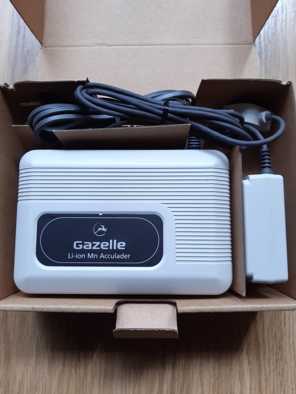 Gazelle accu lader