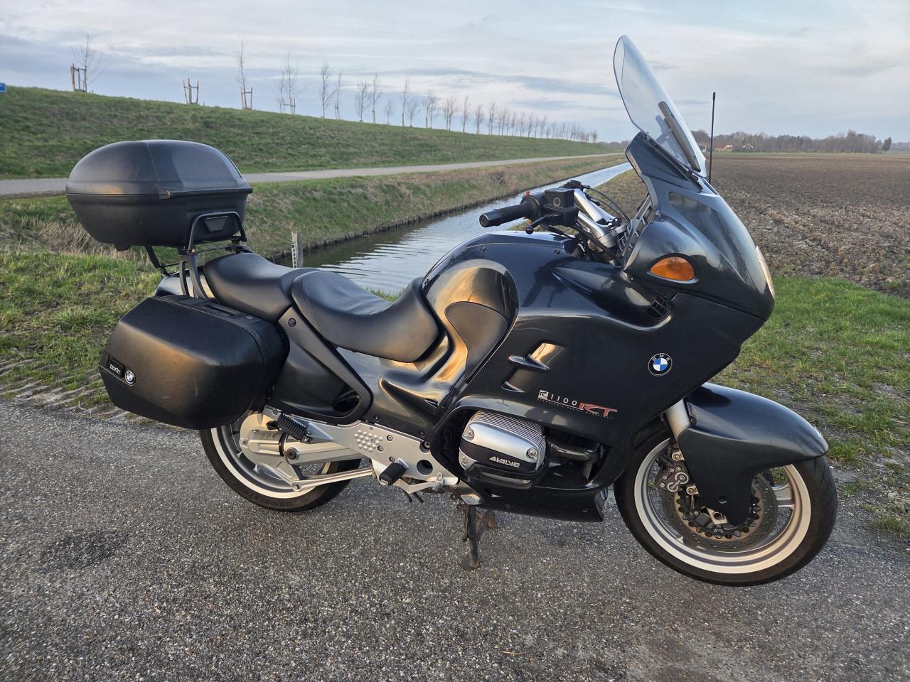 BMW R1100RT ABS met 3-delig kofferset (inruil mogelijk)
