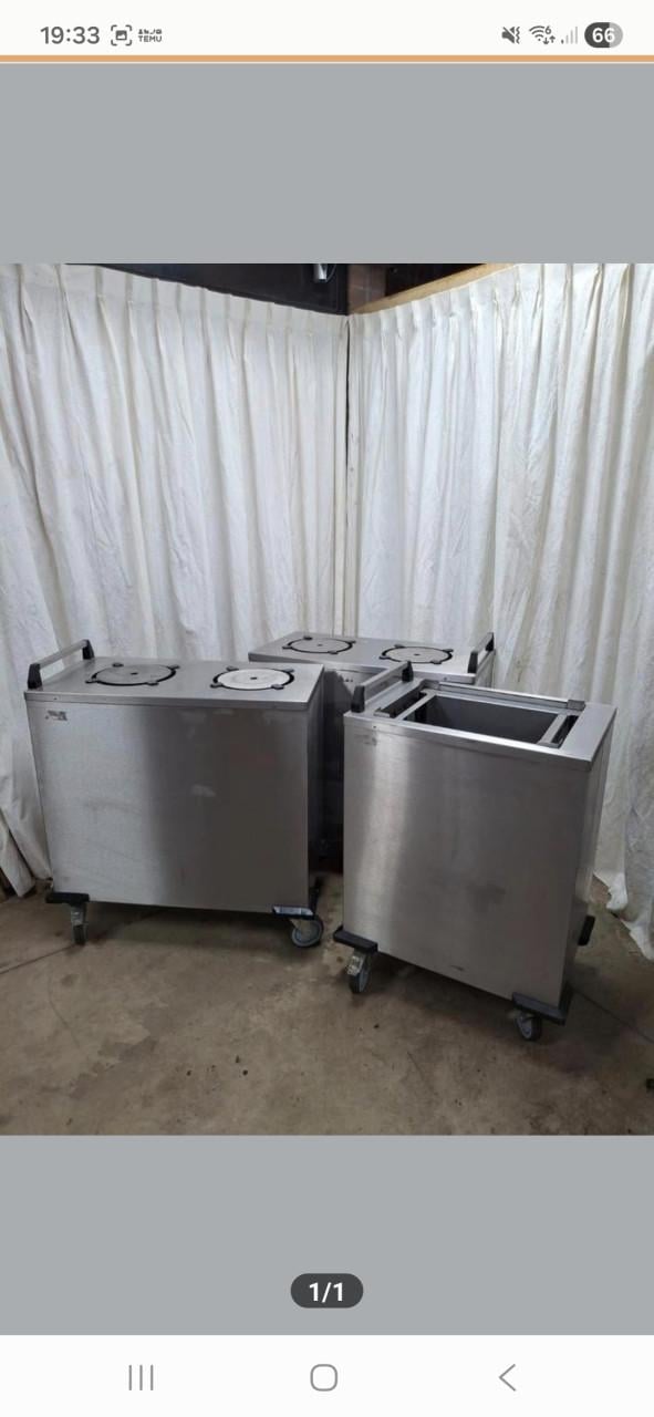 Borden stapelaar mobile containing dienblad